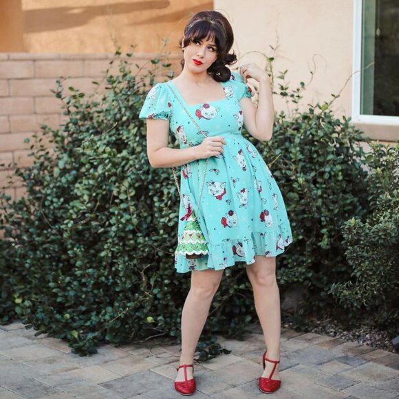 Sourpuss Dresses & Skirts - SOURPUSS CHRISTMAS KITTIES CREAM PUFF DRESS -- Medium, NWT